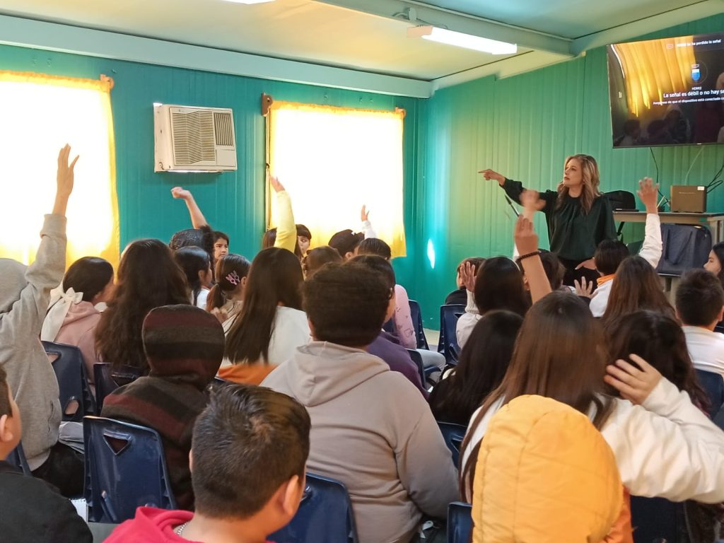 37ec2f7ba-8453-42b6-9da5-28c074ef0c9d